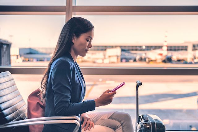 Essential Tips for Combating Flight Anxiety When You Travel